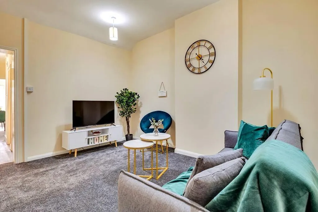 Spacious London Home- 15 Minutes To Paddington Hayes